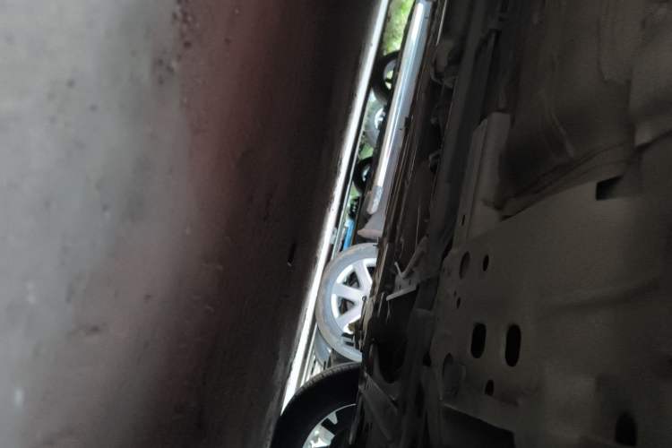Used Venucia T60 2018 1.6L CVT Zhiyue Edition (ISS) China VI Chassis Front Right