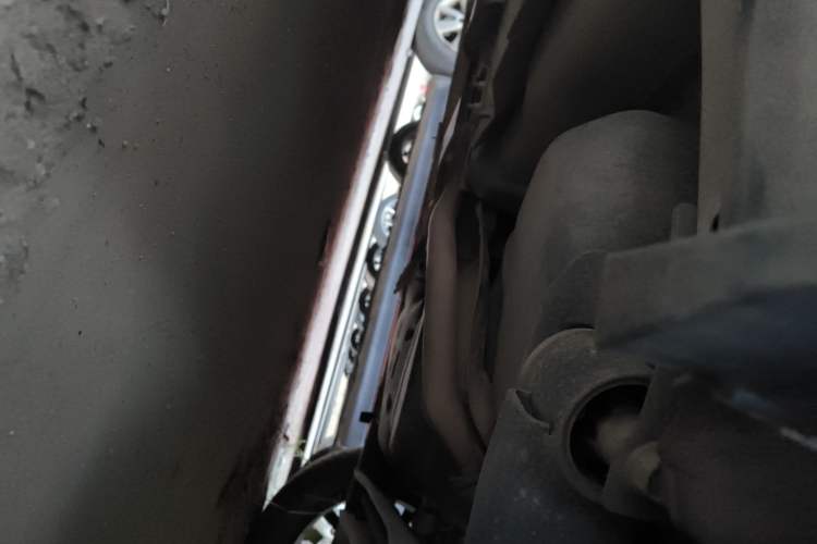 Used Venucia T60 2018 1.6L CVT Zhiyue Edition (ISS) China VI Chassis Rear Left