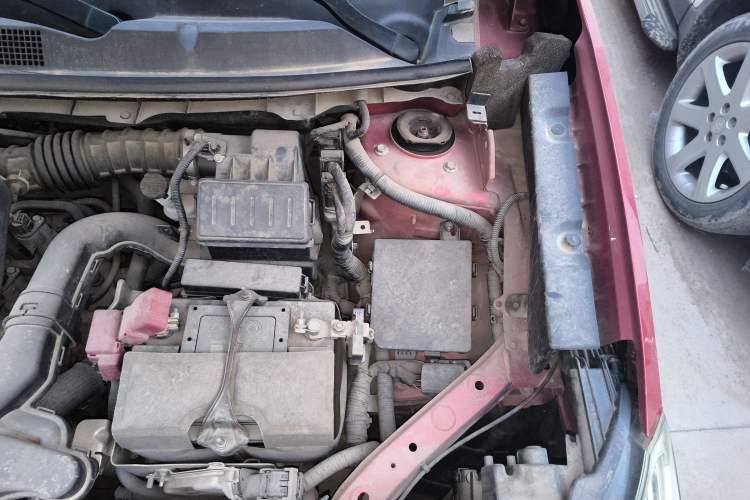Used Venucia T60 2018 1.6L CVT Zhiyue Edition (ISS) China VI Engine Bay Left