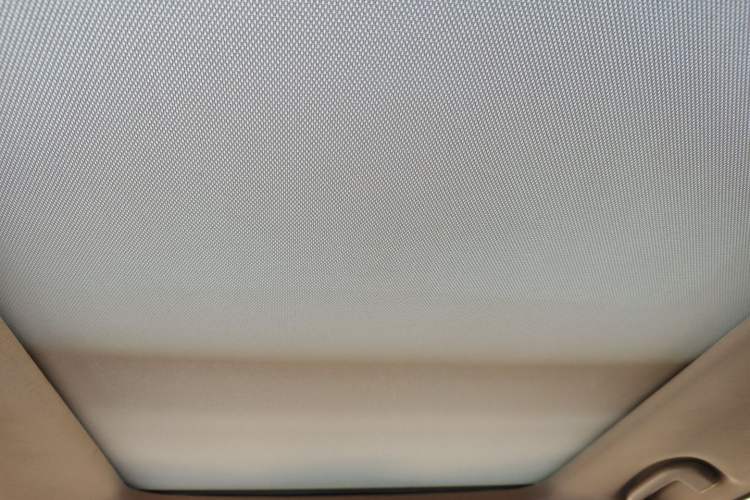 Used Venucia T60 2018 1.6L CVT Zhiyue Edition China V Standard Headliner