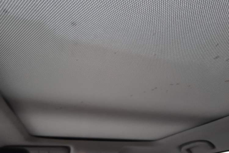 Used Venucia T60 2018 1.6L CVT Zhiyue Edition (ISS) China VI Headliner
