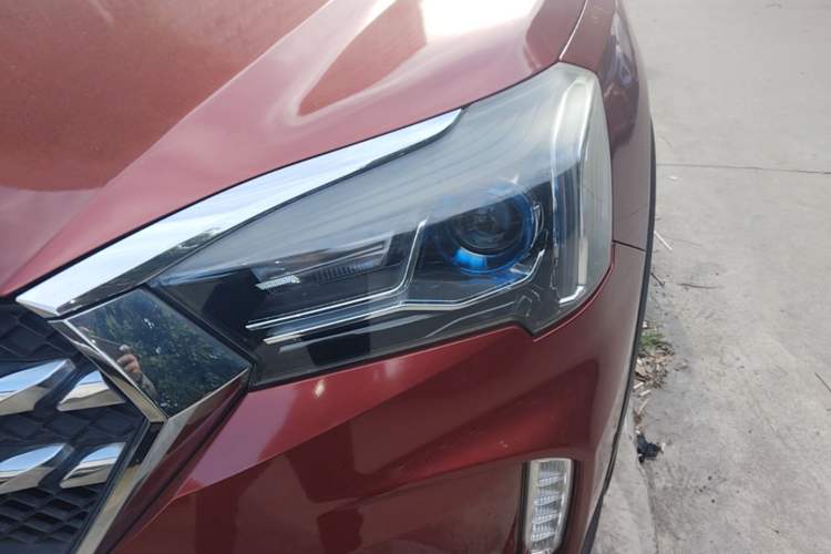 Used Venucia T60 2018 1.6L Manual Smart Cool Version China V Standard Left Front Headlight