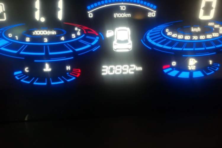 Used Venucia T60 2018 1.6L CVT Smart Edition (ISS) China VI Odometer Close Up
