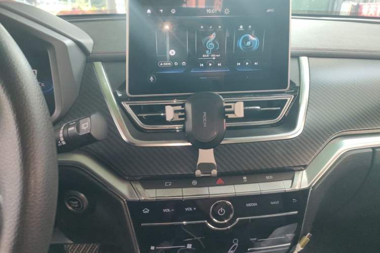Used Venucia T60 2018 1.6L CVT Smart & Fun Version China VI Standard Audio And AC Panel