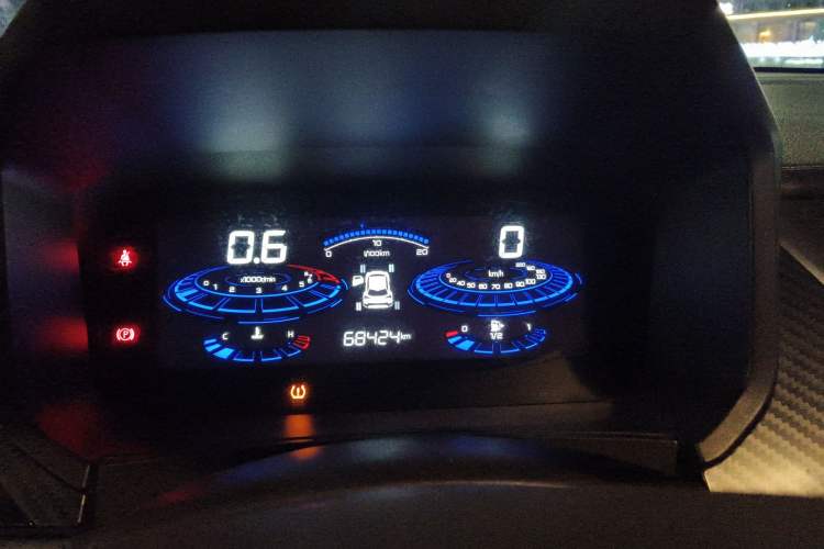 Used Venucia T60 2018 1.6L Manual Smart Cool Version China VI Standard Audio And AC Panel