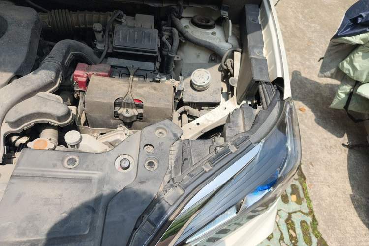 Used Venucia T60 2018 1.6L CVT Smart Edition China VI Standard Engine Bay Left