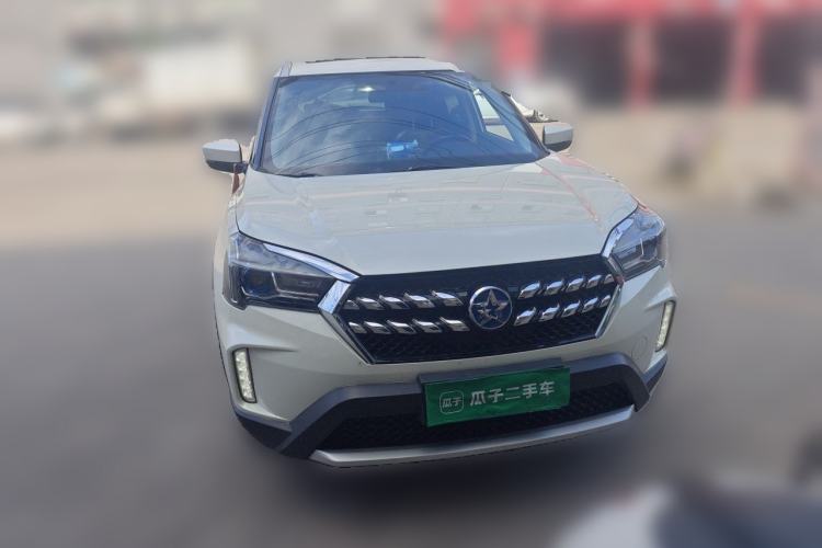 Used Venucia T60 2018 1.6L Manual Smart Cool Version China V Standard Front