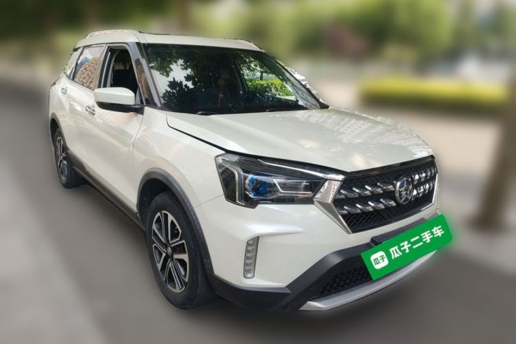 Used Venucia T60 2018 1.6L CVT Smart & Fun Version China VI Standard Front Right 45 Deg