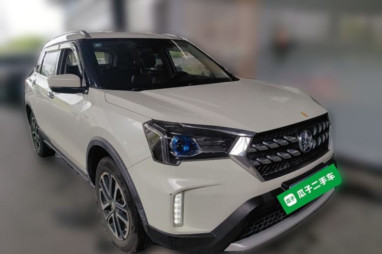 Used Venucia T60 2018 1.6L CVT Smart & Fun Version China VI Standard Front Right 45 Deg