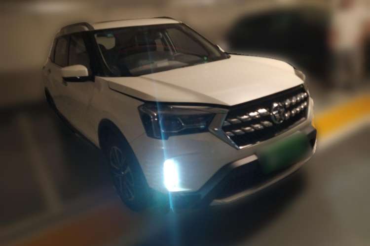 Used Venucia T60 2018 1.6L CVT Smart Edition (ISS) China VI Front Right 45 Deg