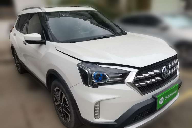 Used Venucia T60 2018 1.6L Manual Smart Cool Version China VI Standard Front Right 45 Deg