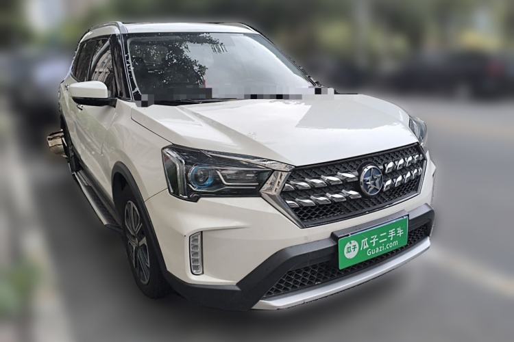 Used Venucia T60 2018 1.6L Manual Smart Cool Version China VI Standard Front Right 45 Deg