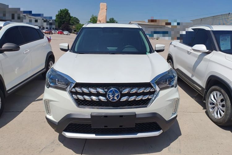 Used Venucia T60 2018 1.6L Manual Smart Cool Version China V Standard Front