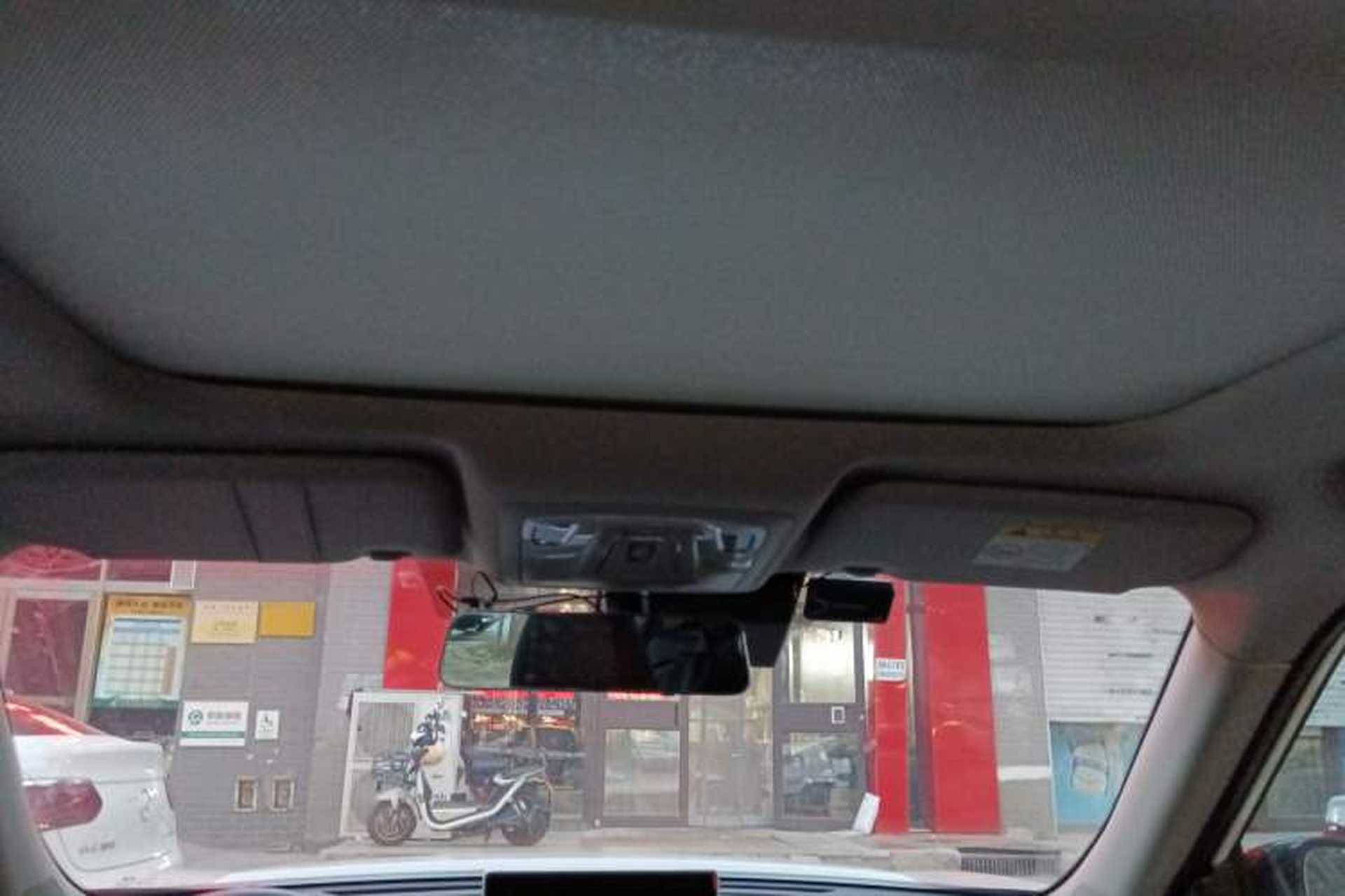 Used Venucia T60 2018 1.6L CVT Smart Edition China V Standard Headliner