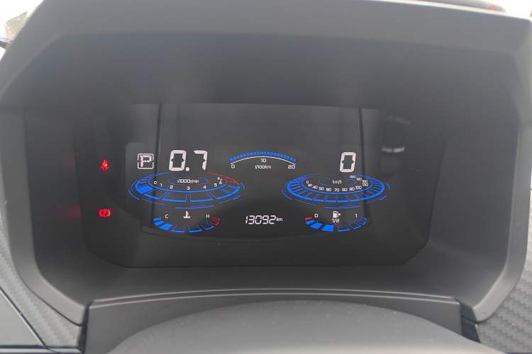 Used Venucia T60 2018 1.6L CVT Smart & Fun Version China VI Standard Instrument Cluster