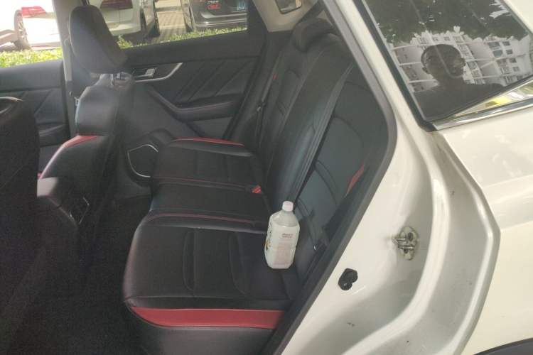 Used Venucia T60 2018 1.6L CVT Smart & Fun Version China VI Standard Left Rear Seat