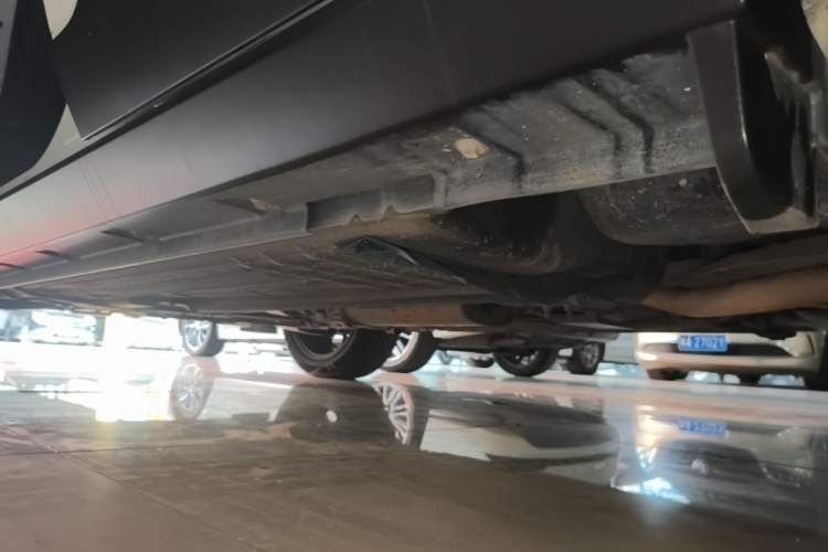 Used Venucia T60 2018 1.6L CVT Zhiyue Edition China V Standard Left Side Sill