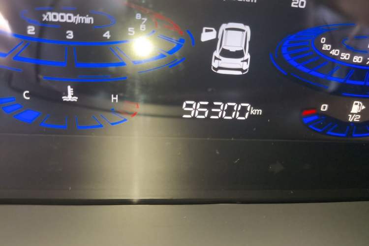 Used Venucia T60 2018 1.6L CVT Smart Edition China VI Standard Odometer Close Up