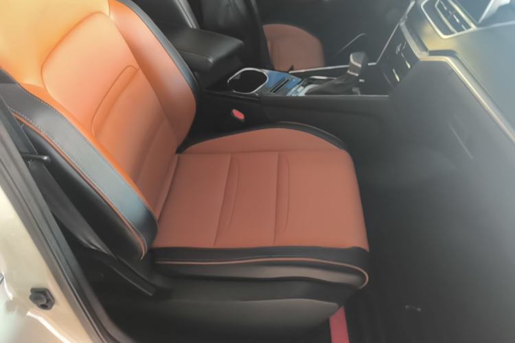 Used Venucia T60 2018 1.6L CVT Zhiyue Edition China V Standard Right Front Seat