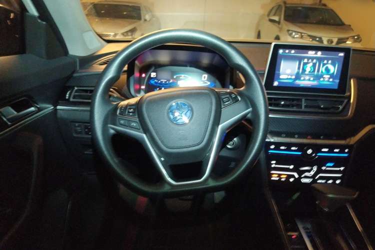 Used Venucia T60 2018 1.6L CVT Smart Edition (ISS) China VI Steering Wheel
