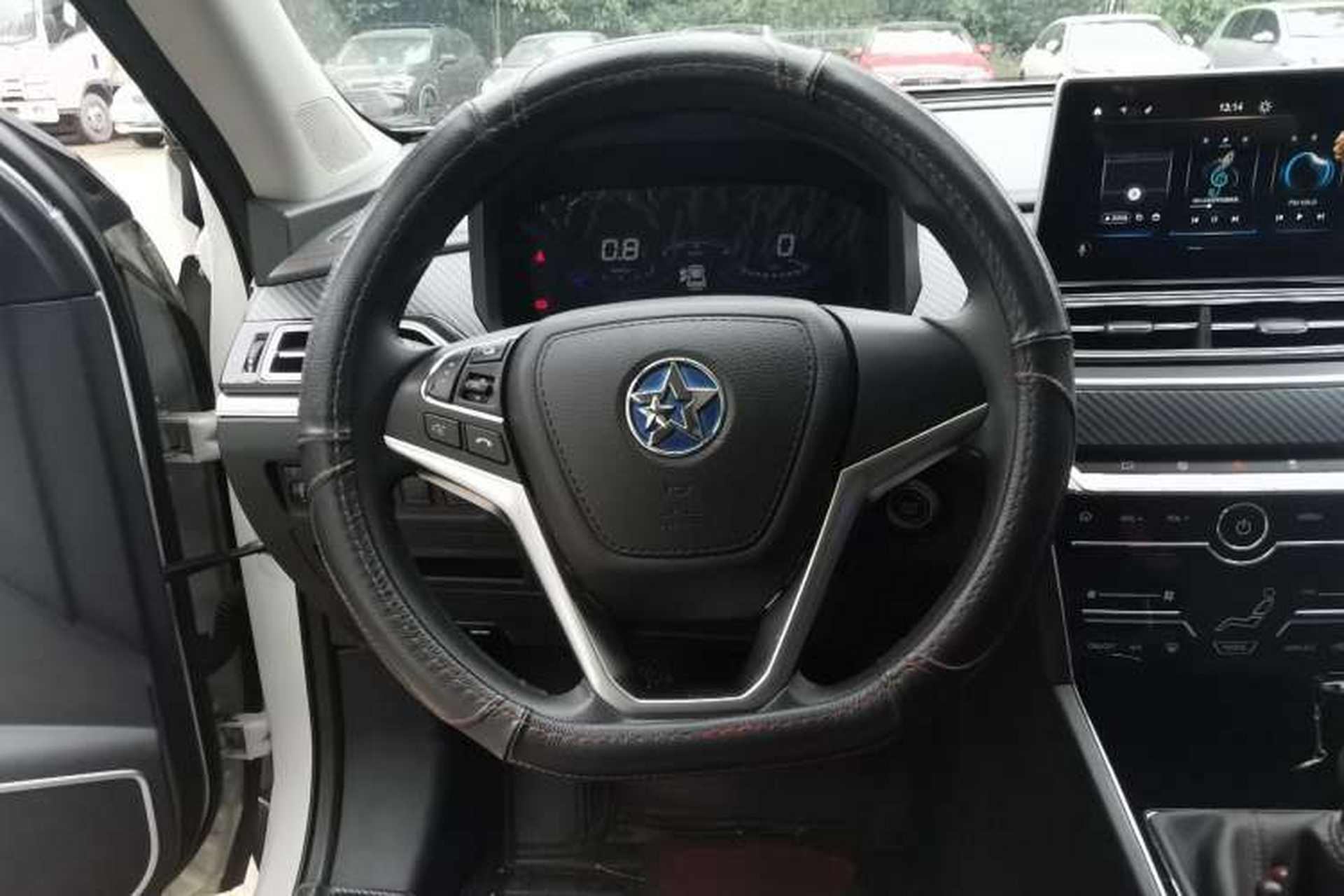 Used Venucia T60 2018 1.6L Manual Smart Cool Version China VI Standard Steering Wheel