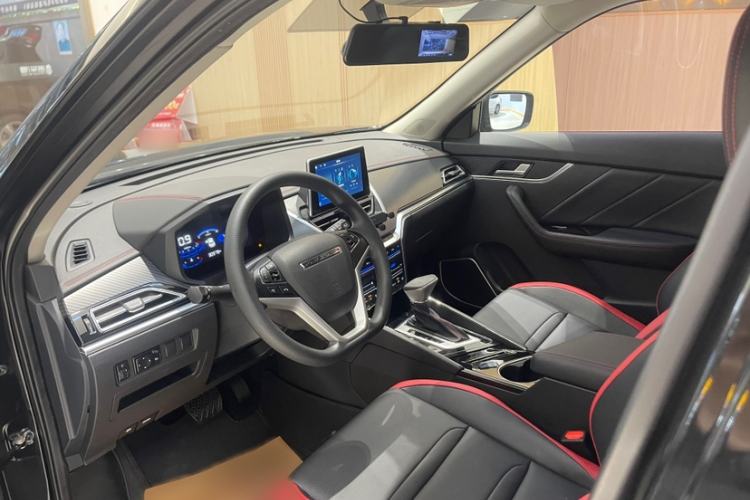 Used Venucia T60 2020 1.6L CVT Smart Drive Version China V Standard Interior 2