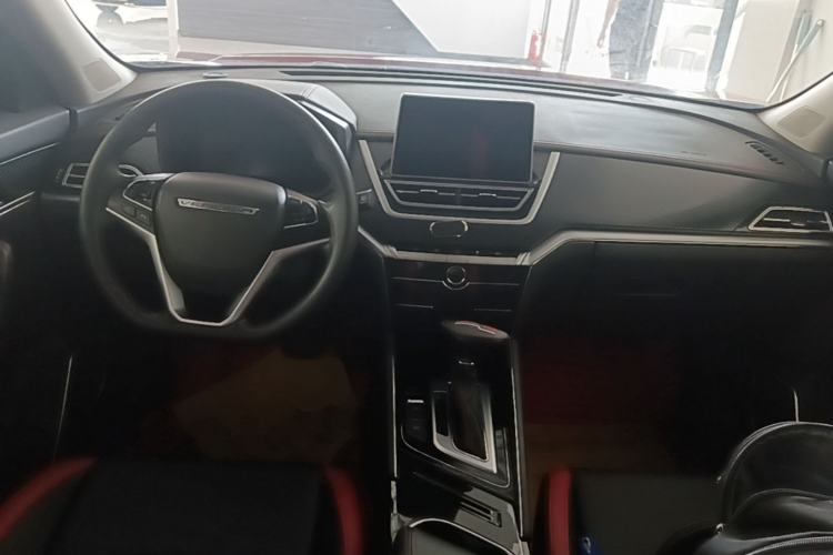Used Venucia T60 2020 1.6L CVT Smart Drive Version China VI Standard Center Console