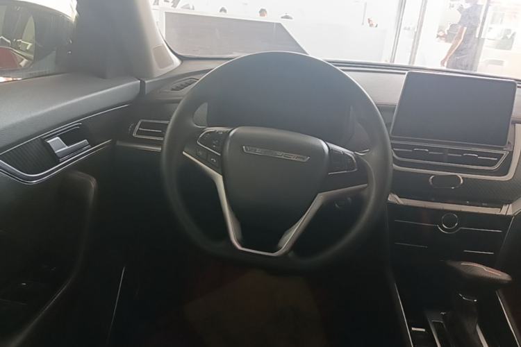 Used Venucia T60 2020 1.6L CVT Smart Drive Version China VI Standard Steering Wheel