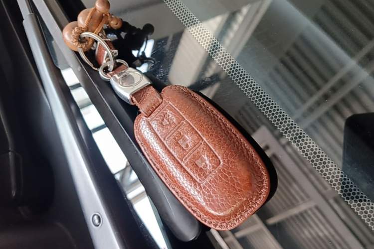 Used Venucia T60 2020 1.6L CVT Smart Drive Version China VI Standard Vehicle Key