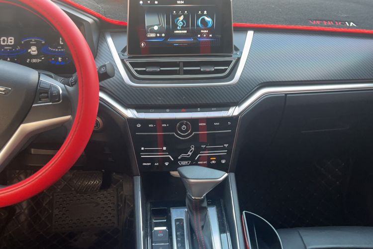 Used Venucia T60 2020 1.6L CVT Smart Edition China V Standard Audio And AC Panel