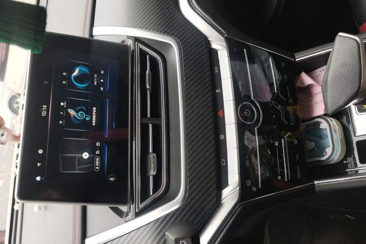Used Venucia T60 2020 1.6L CVT Smart Drive Version China VI Standard Audio And AC Panel