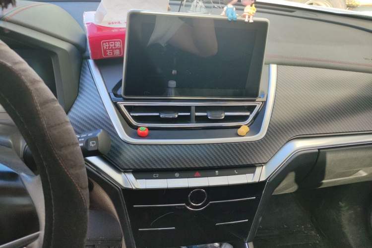 Used Venucia T60 2020 1.6L Manual Smart Vision Version China VI Standard Audio And AC Panel
