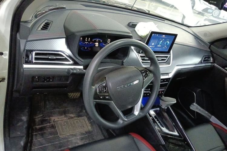 Used Venucia T60 2020 1.6L CVT Smart Drive Version China V Standard Center Console