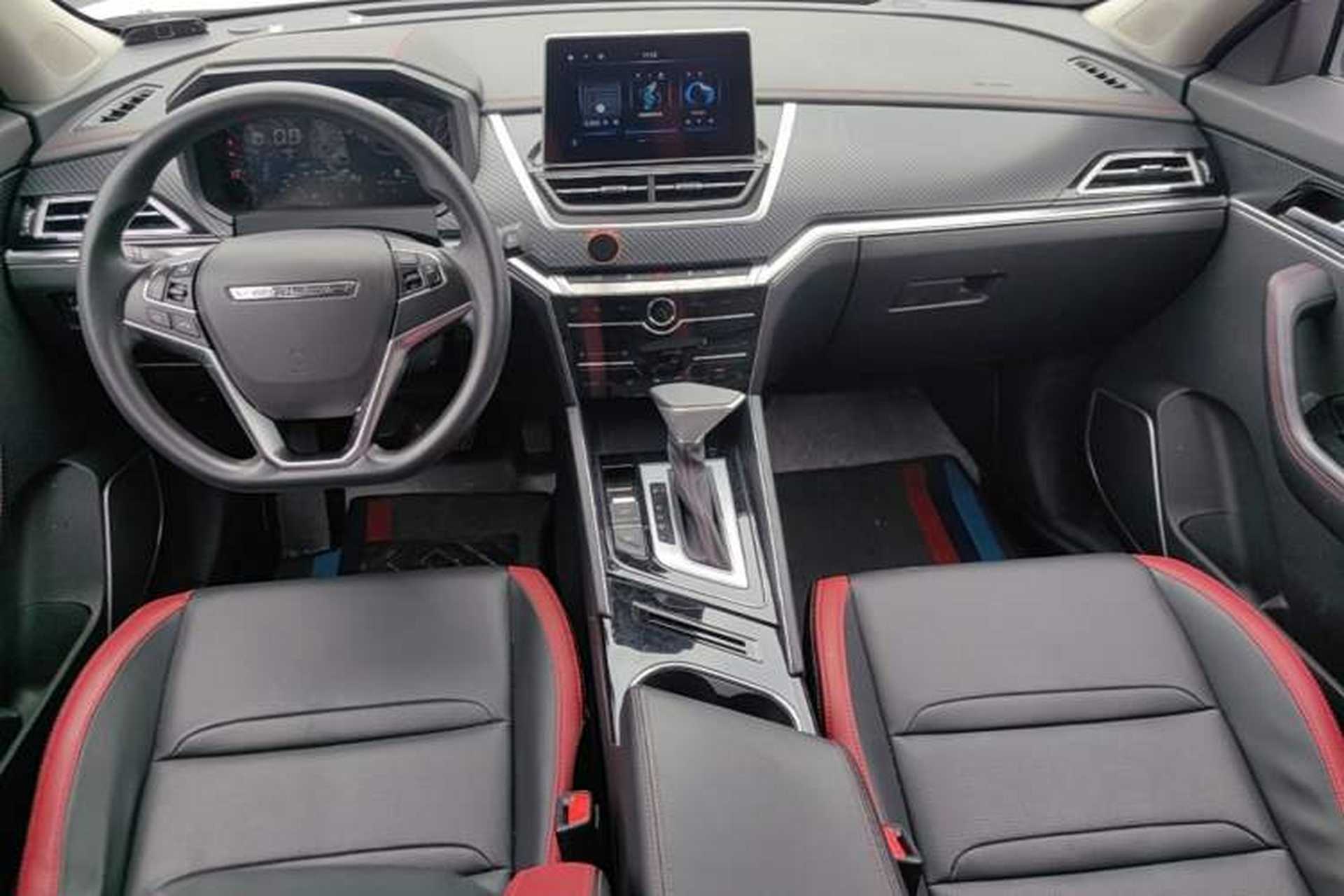 Used Venucia T60 2020 1.6L CVT Smart Drive Version China VI Standard Center Console