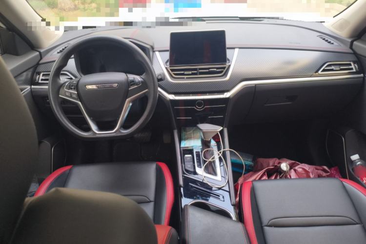 Used Venucia T60 2020 1.6L CVT Smart Enjoyment Edition China VI standard Center Console