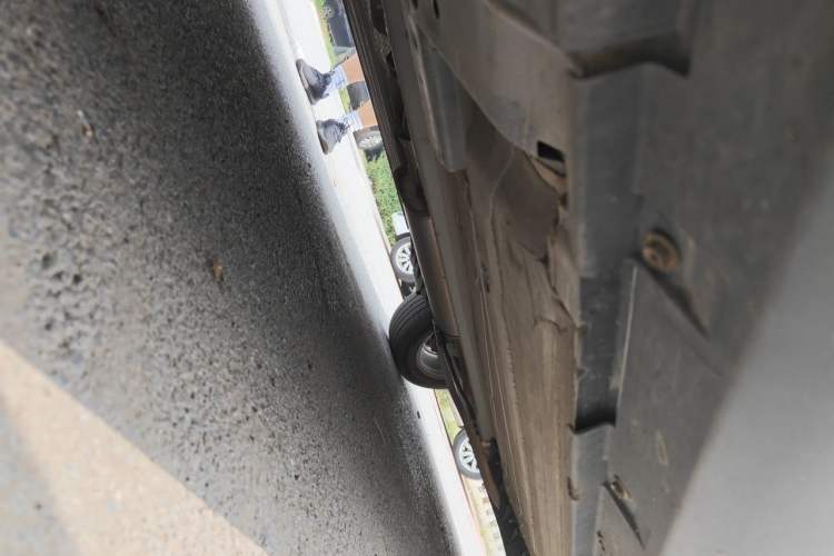 Used Venucia T60 2020 1.6L CVT Smart Drive Version China VI Standard Chassis Front Left