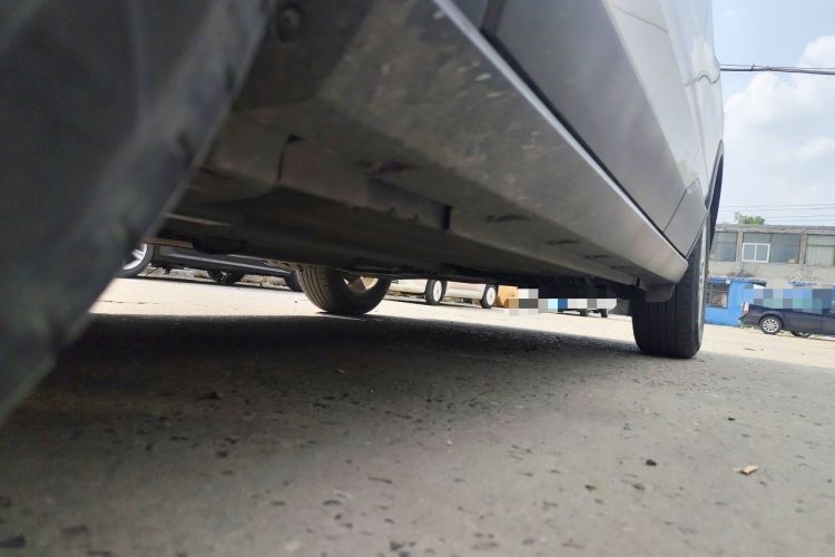 Used Venucia T60 2020 1.6L Manual Smart Vision Version China VI Standard Chassis Front Left