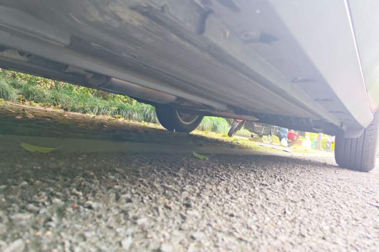 Used Venucia T60 2020 1.6L CVT Smart Drive Version China VI Standard Chassis Front Left