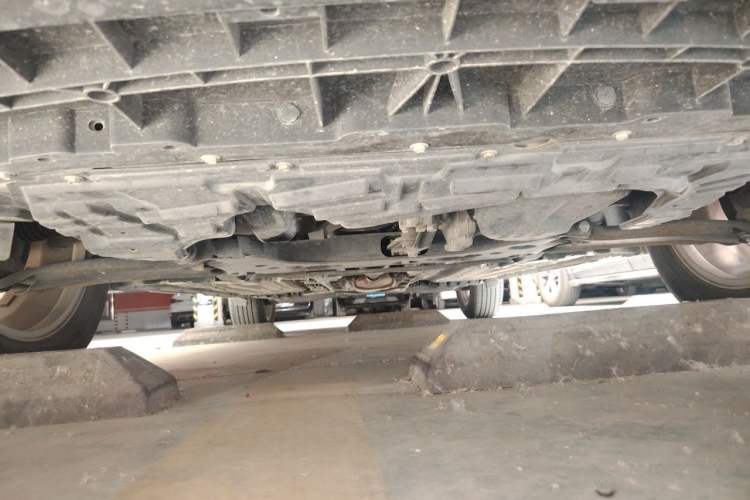 Used Venucia T60 2020 1.6L CVT Smart Drive Version China VI Standard Chassis Front