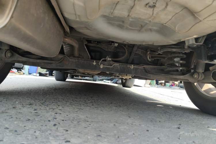 Used Venucia T60 2020 1.6L Manual Smart Vision Version China VI Standard Chassis Rear