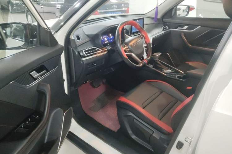 Used Venucia T60 2020 1.6L CVT Smart Drive Version China VI Standard Driver Seat