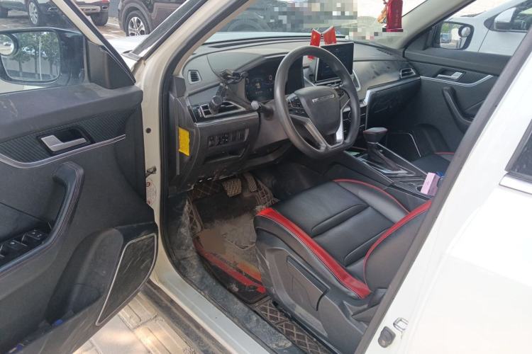 Used Venucia T60 2020 1.6L CVT Smart Drive Version China VI Standard Driver Seat