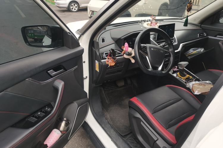 Used Venucia T60 2020 1.6L CVT Smart Drive Version China VI Standard Driver Seat