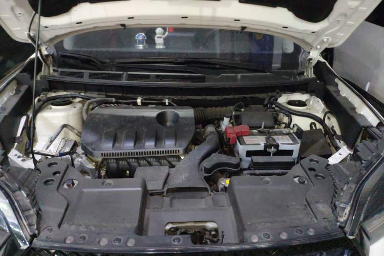 Used Venucia T60 2020 1.6L CVT Smart Drive Version China VI Standard Engine Bay
