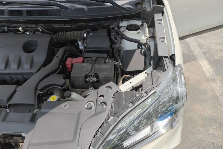 Used Venucia T60 2020 1.6L CVT Smart Drive Version China VI Standard Engine Bay Left
