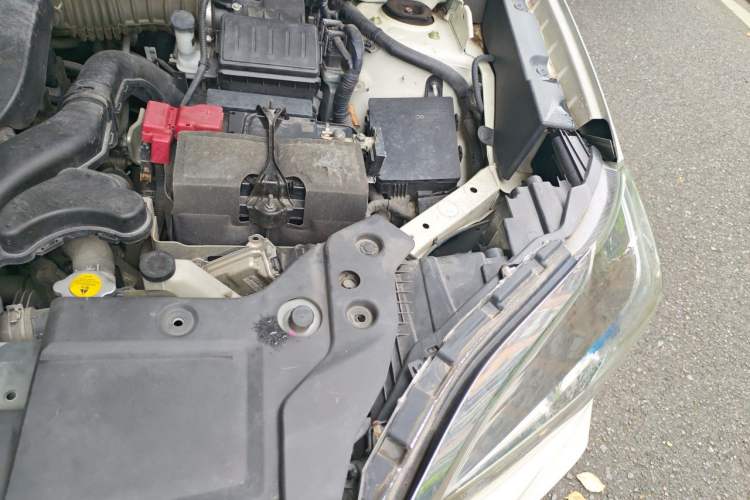 Used Venucia T60 2020 1.6L CVT Smart Drive Version China VI Standard Engine Bay Left