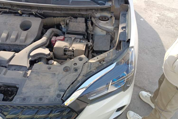 Used Venucia T60 2020 1.6L CVT Smart Drive Version China VI Standard Engine Bay Left