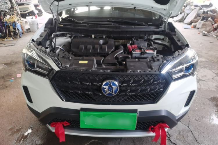 Used Venucia T60 2020 1.6L Manual Smart Vision Version China VI Standard Engine Bay