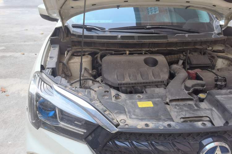 Used Venucia T60 2020 1.6L CVT Smart Drive Version China VI Standard Engine Bay Right