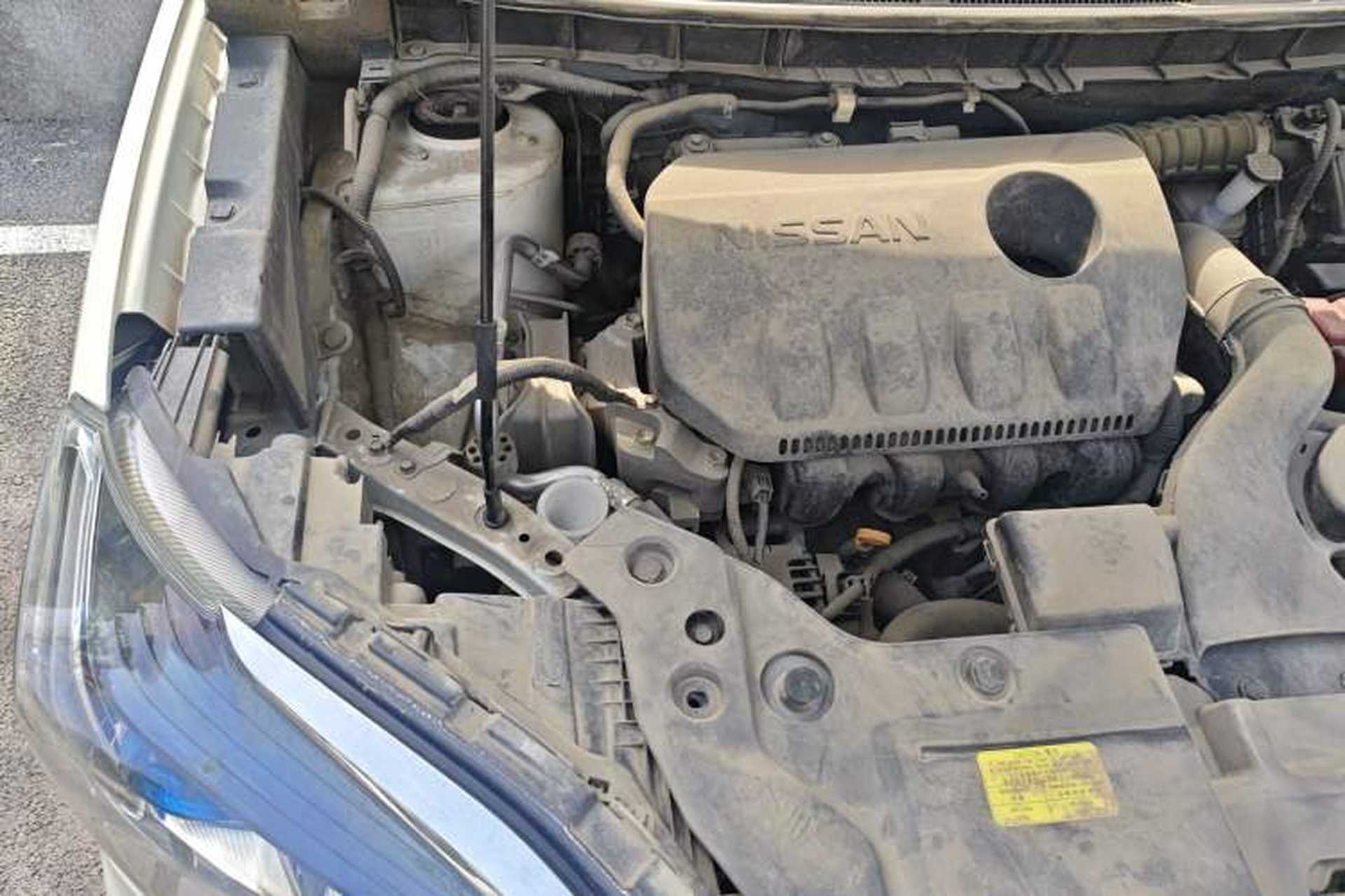 Used Venucia T60 2020 1.6L CVT Smart Drive Version China VI Standard Engine Bay Right